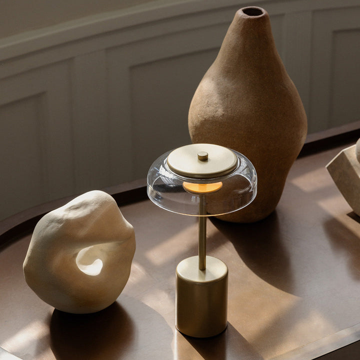 s-files-1-0950-7622-1112-files-Blossi-baerbar-bordlampe-3W-2700-Kelvin-IP65-Oppladbar-Bordlamper-Nuura-Nua_1028002-2
