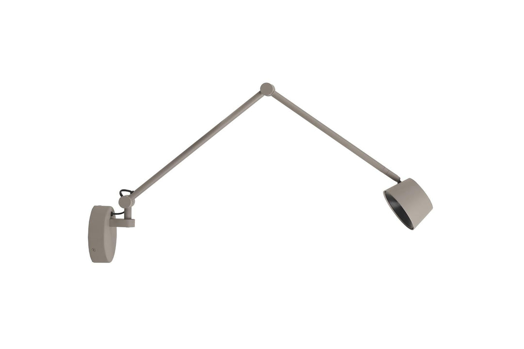 Direction vegglampe lang 2700 kelvin - trinnløs dimmer
