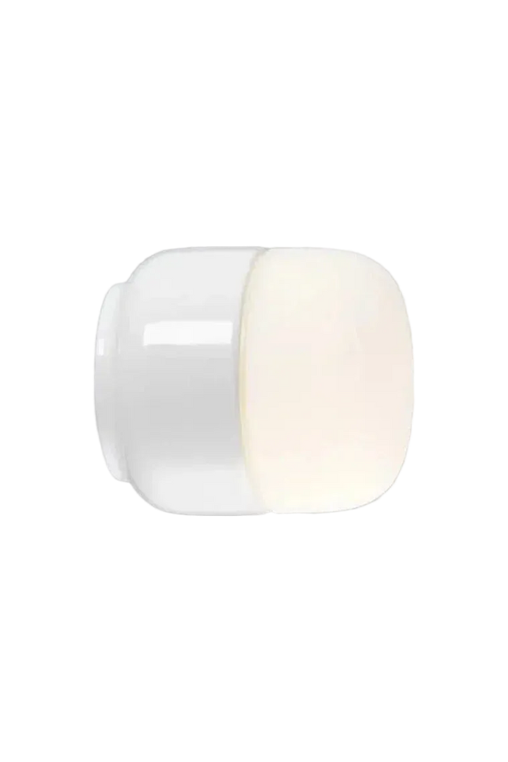 Ifø Ohm 100 / 110 vegg/tak lampe 4W led 2700K IP44