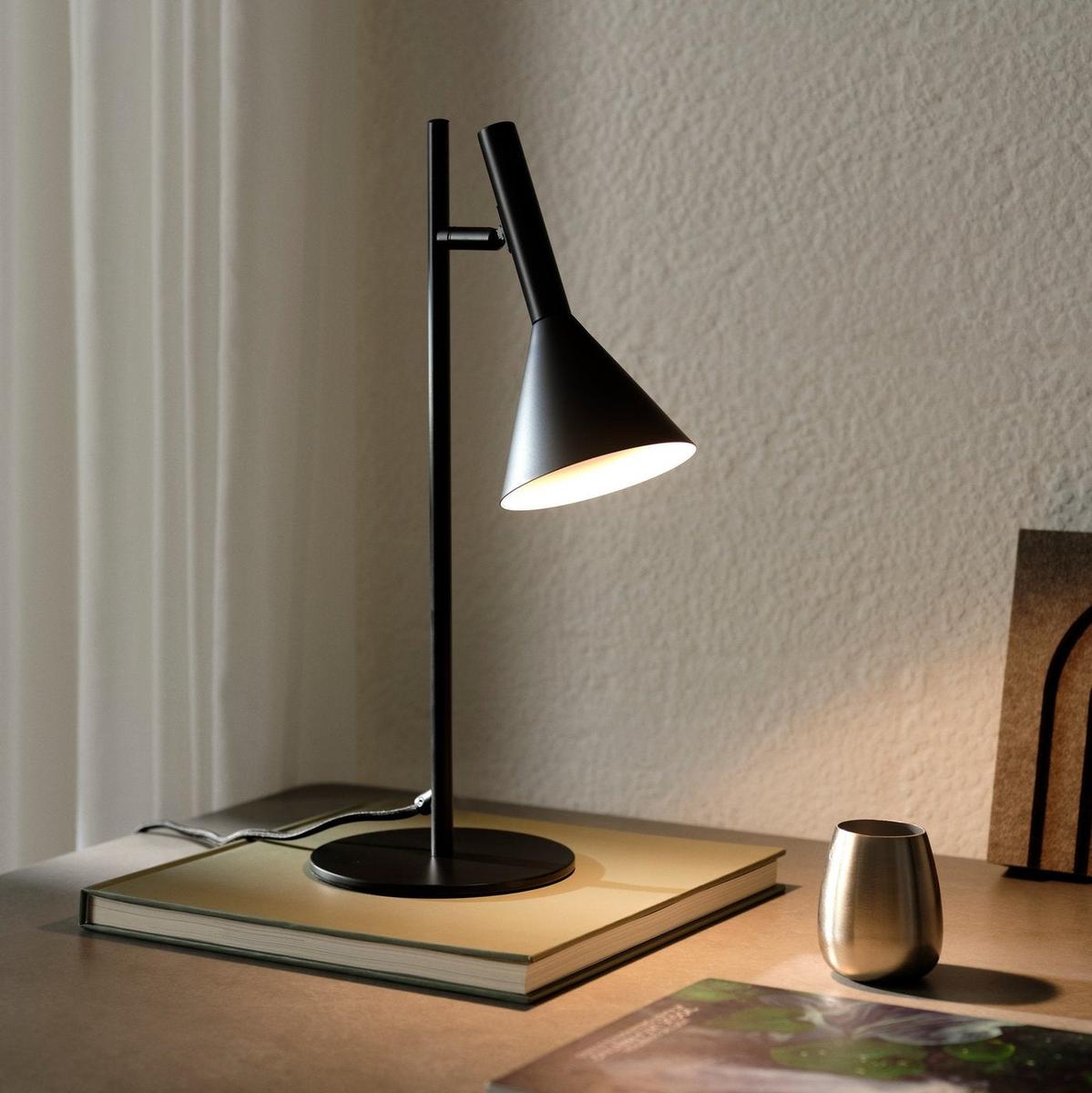 s-files-1-0950-7622-1112-files-Kelvis-bordlampe-Bordlamper-Nordlux-2612765003-1