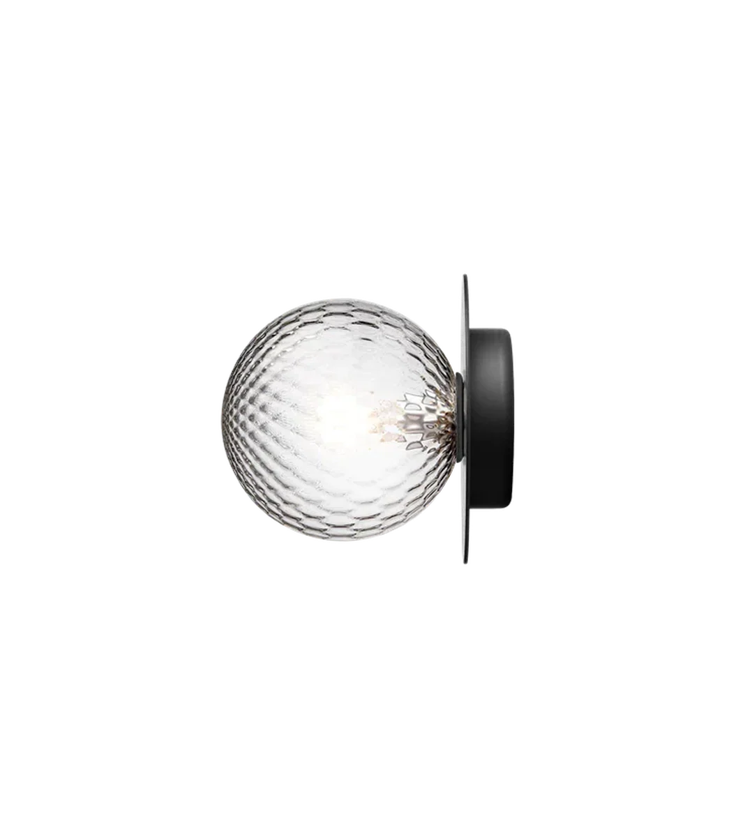 s-files-1-0950-7622-1112-files-Nuura-Liila-1-vegglampetaklampe-medium-svart-optic-Vegglamper-Nuura-Nua_2046026-1