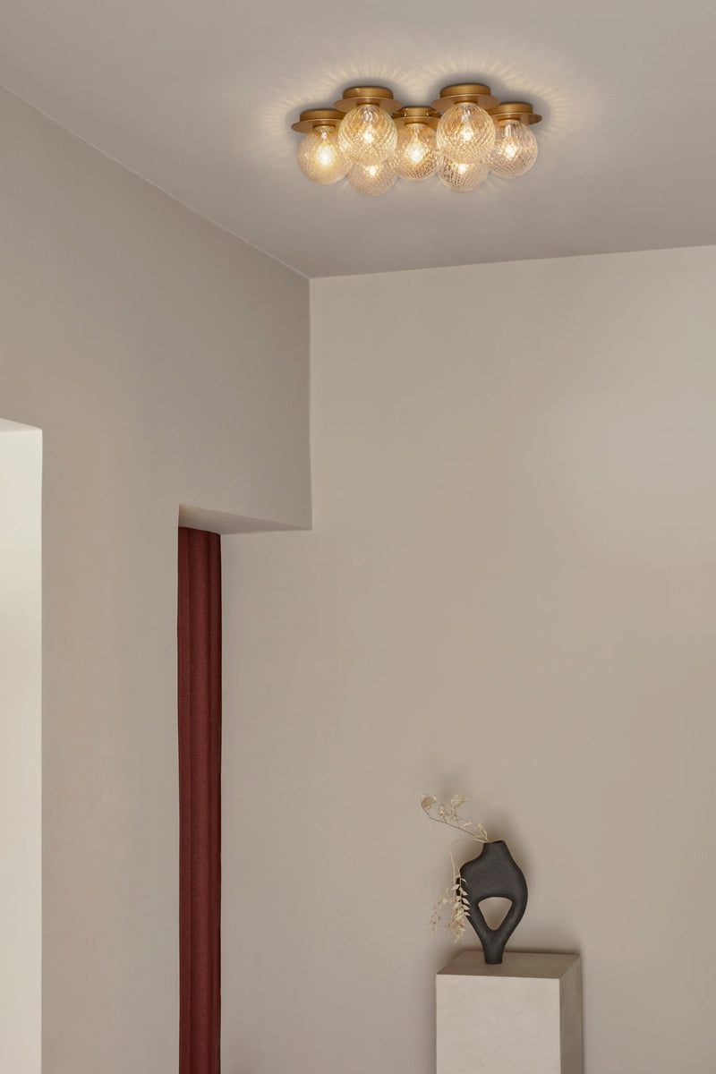 s-files-1-0950-7622-1112-files-Nuura-Liila-Star-optikk-glass-Vegglamper-Nuura-Nua_2041005-1