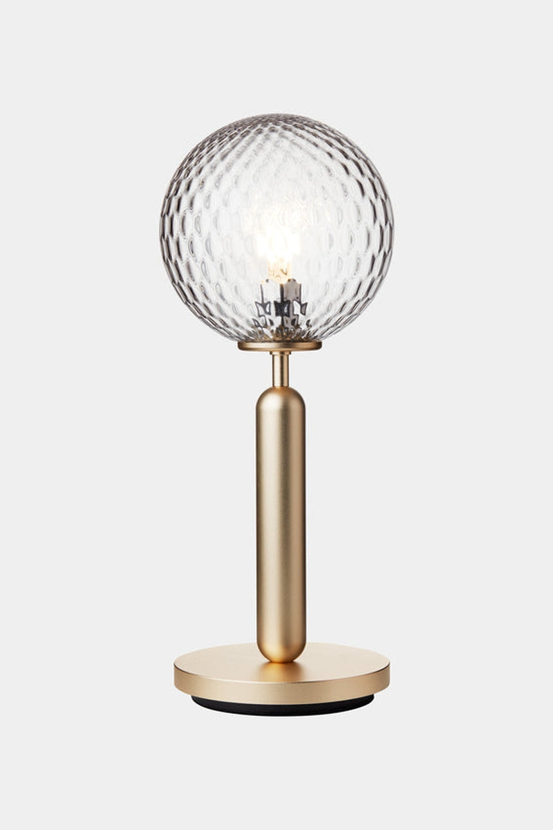 s-files-1-0950-7622-1112-files-Nuura-Miira-bordlampe-messing-optikk-Bordlamper-Nuura-Nua_2038003-1
