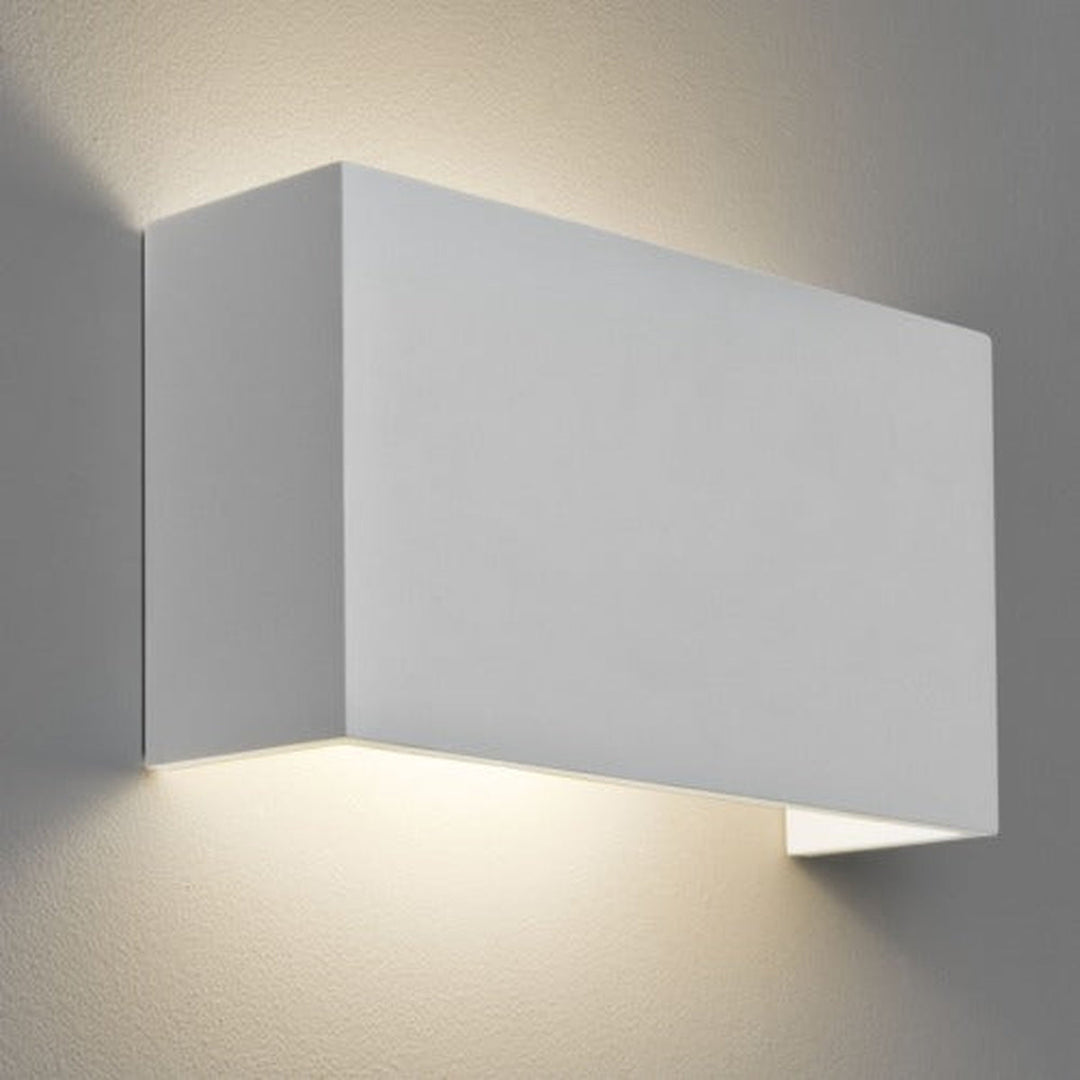 Pella 325 vegglampe opp/ned IP20 E27 - Hvit