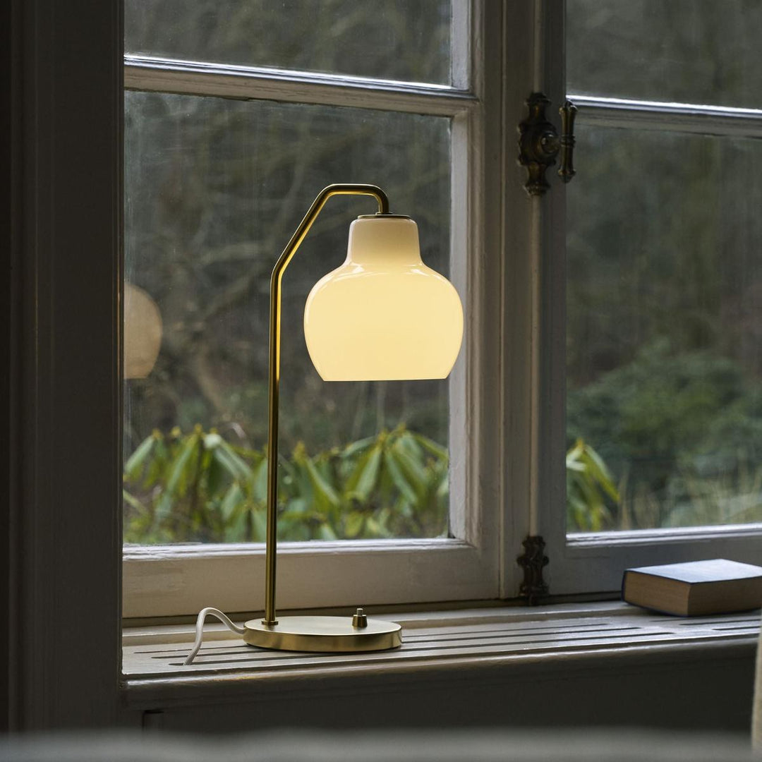s-files-1-0950-7622-1112-files-VL-Ring-Crown-bordlampe-Bordlamper-Louis-Poulsen-LP_5744613334-1