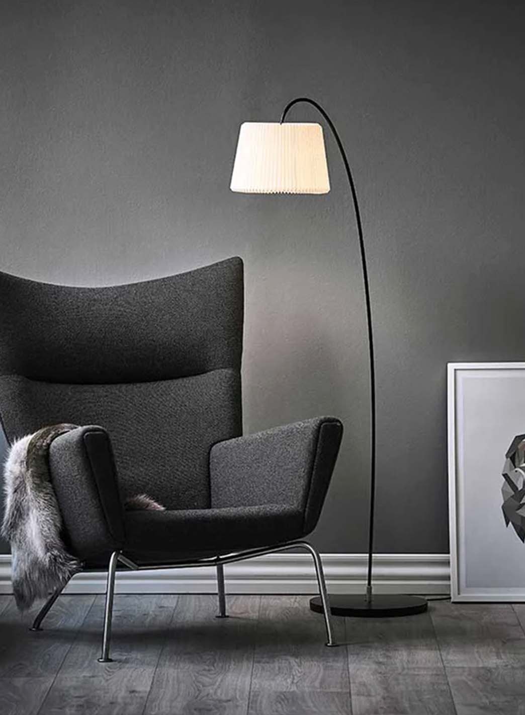 Snowdrop gulvlampe Le Klint_1
