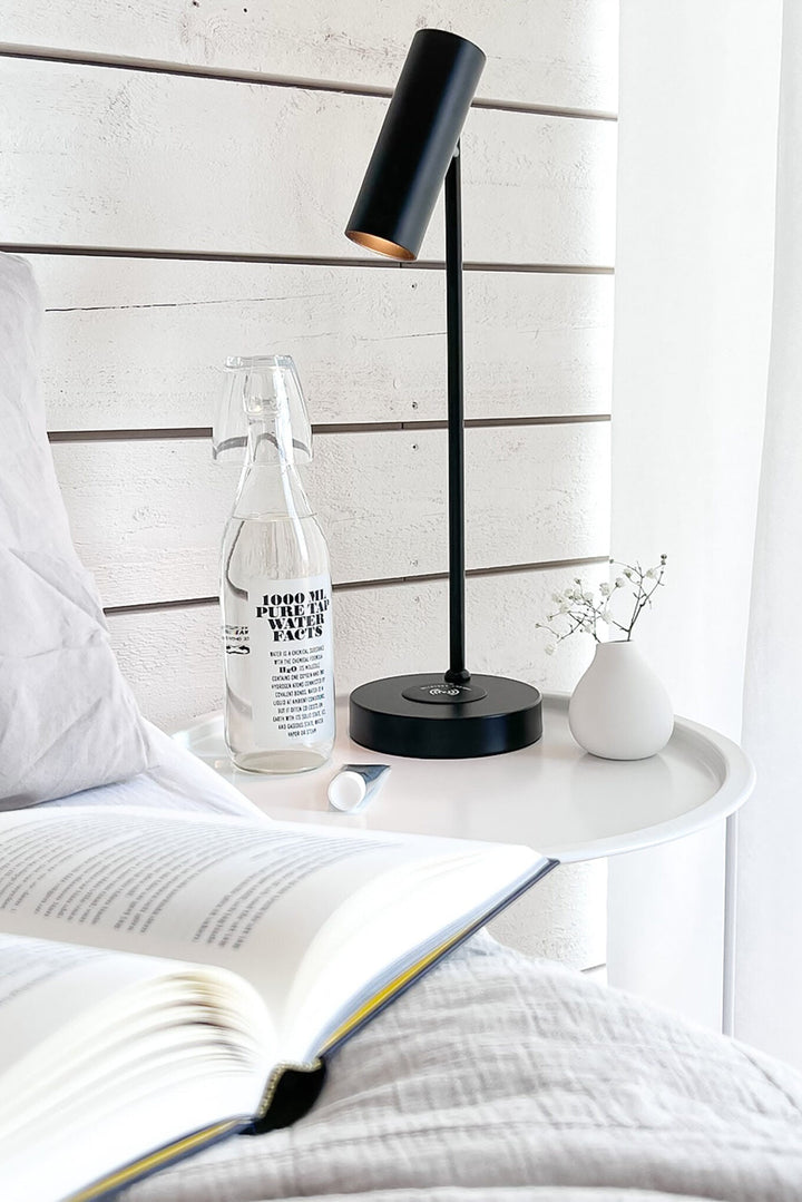 Tabela bordlampe med trådløs lader og USB